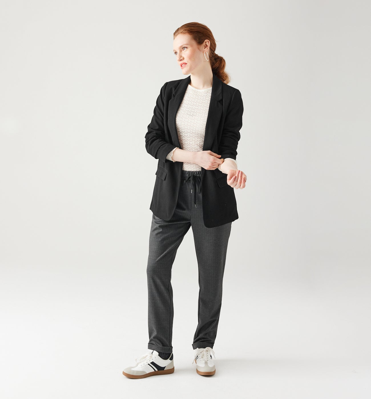 Jogpant à carreaux Femme – Imprimé noir