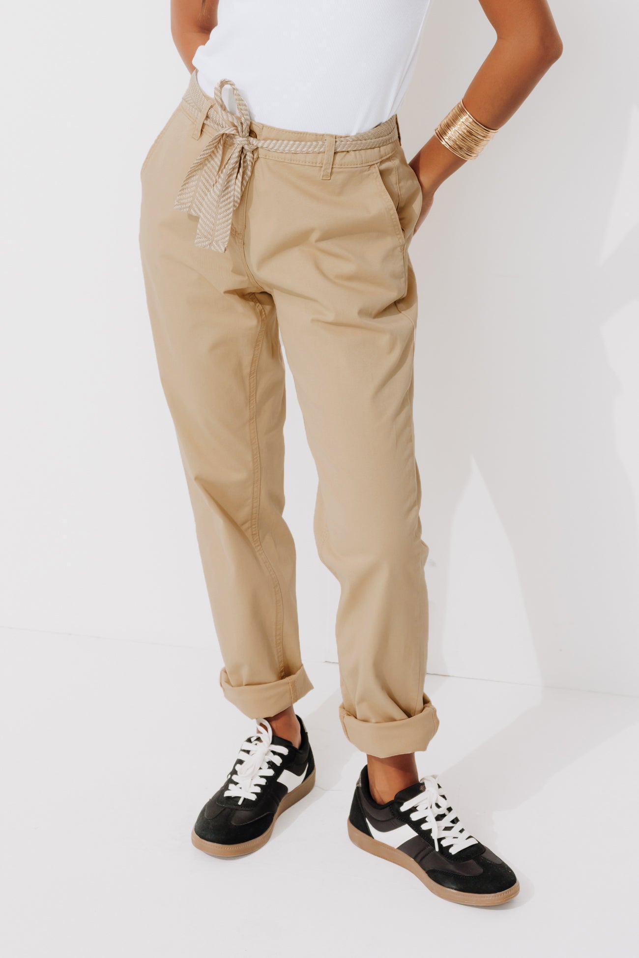 Pantalon chino ceinturé Femme – Ecru