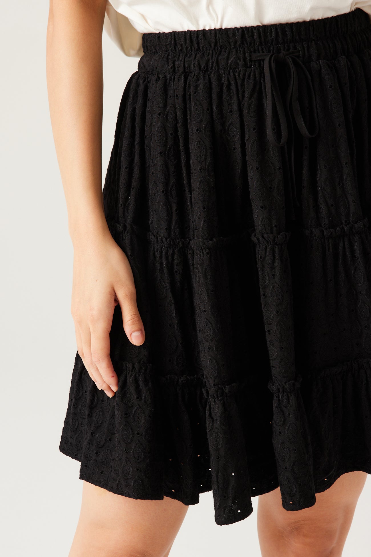 Mini-jupe volantée Femme - Noir – Image 4