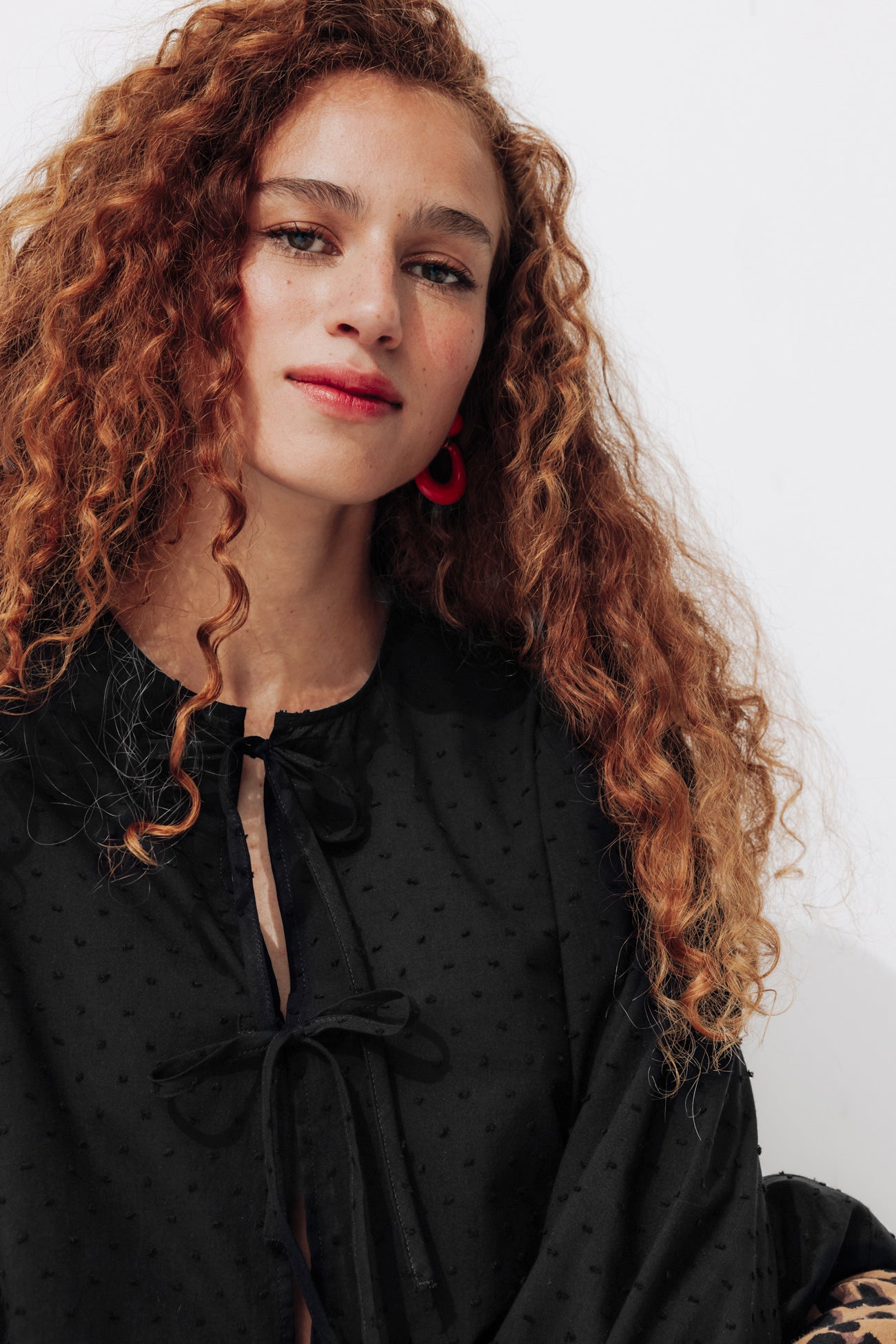 Chemise à nouer Femme - Noir – Image 4