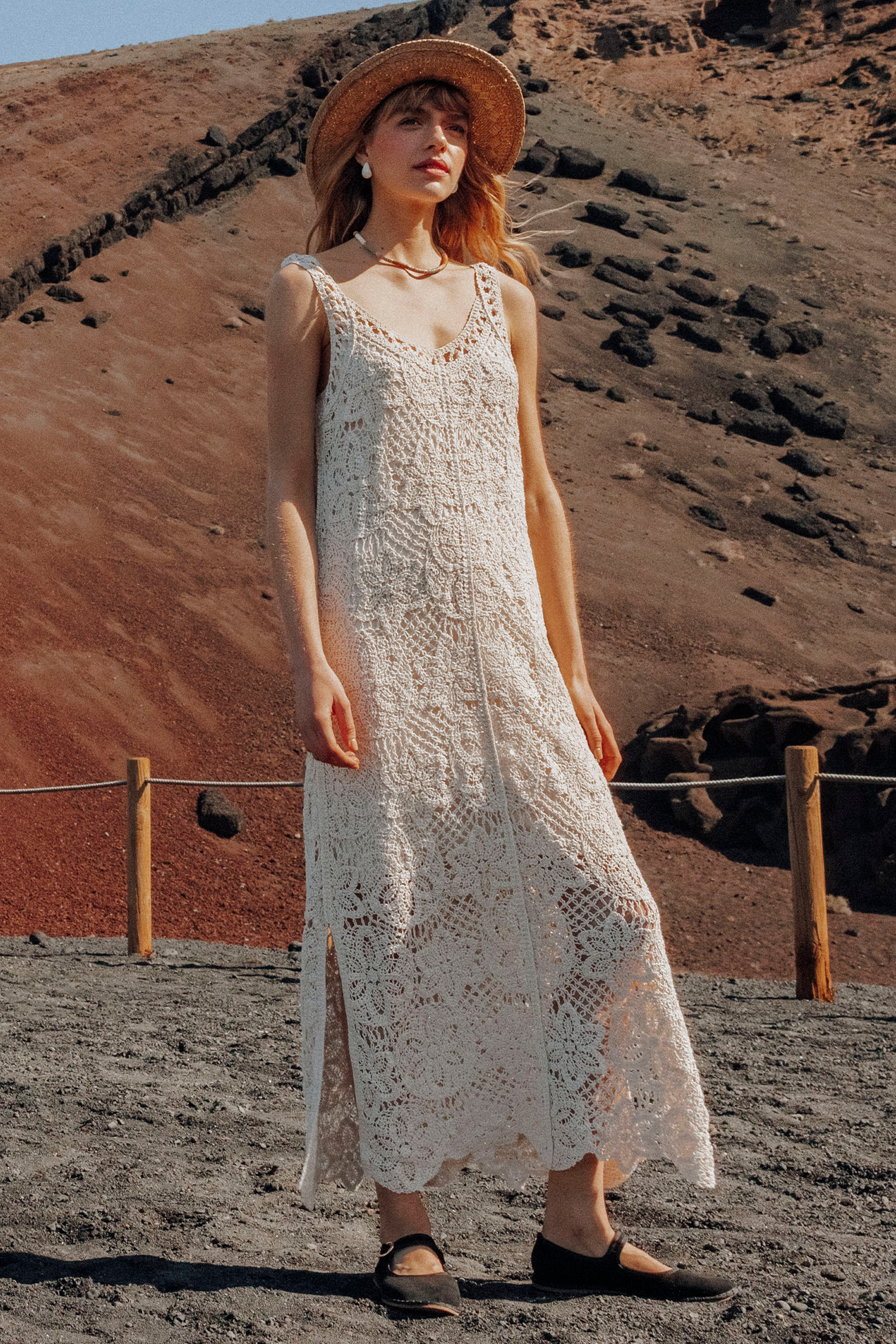 Longue robe au crochet Femme - Sable