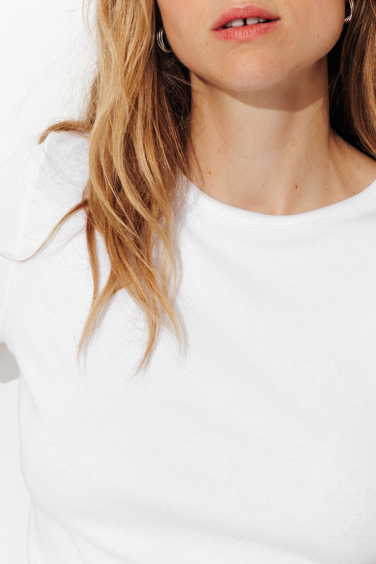 T-shirt côtelé manches courtes - Blanc – Image 4