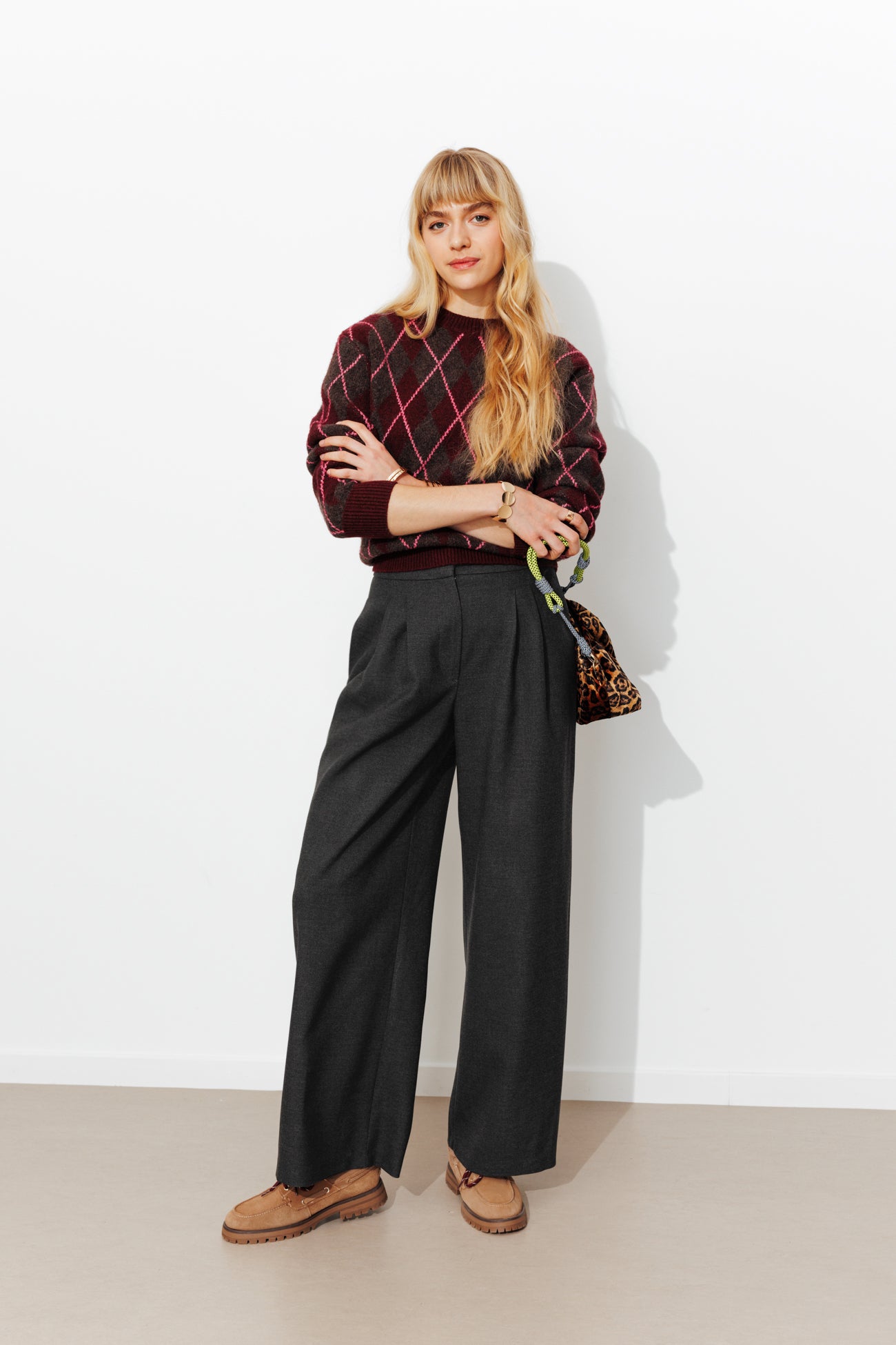 Pantalon large à pinces – Gris