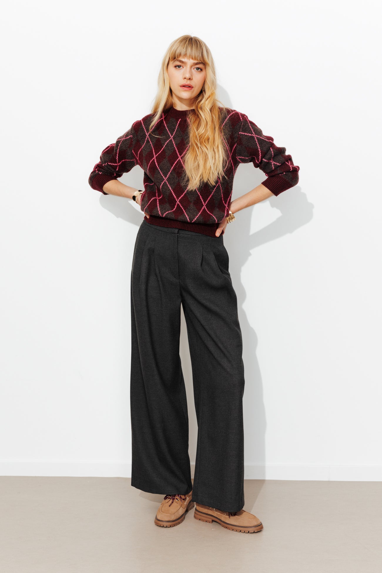 Pantalon large à pinces – Gris