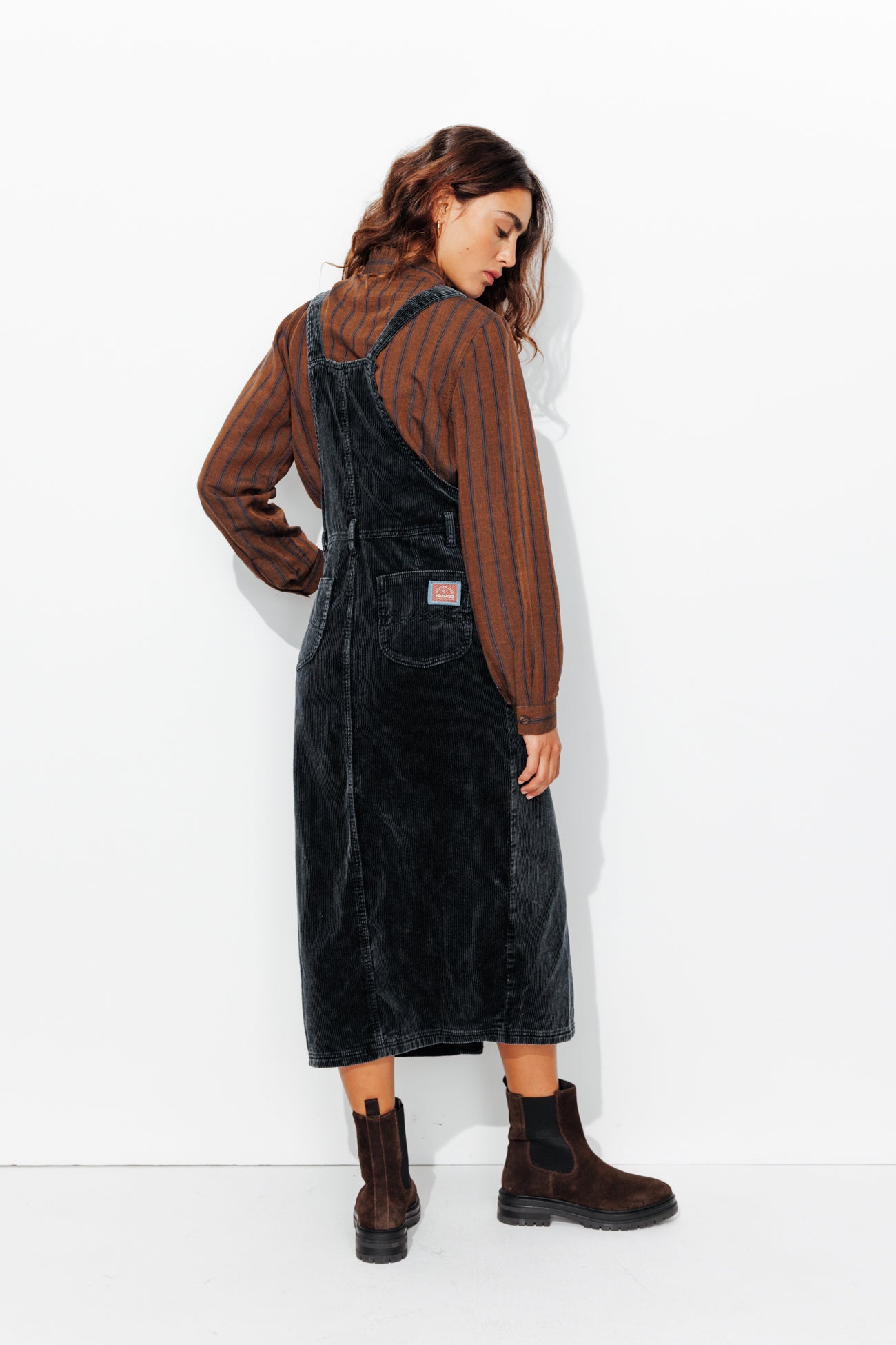 ARCHIVE n°7 La robe-salopette - Marine – Image 3