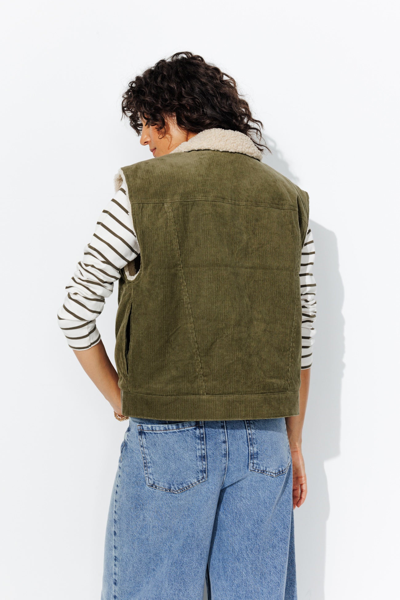 Veste sans manches velours - Kaki – Image 3