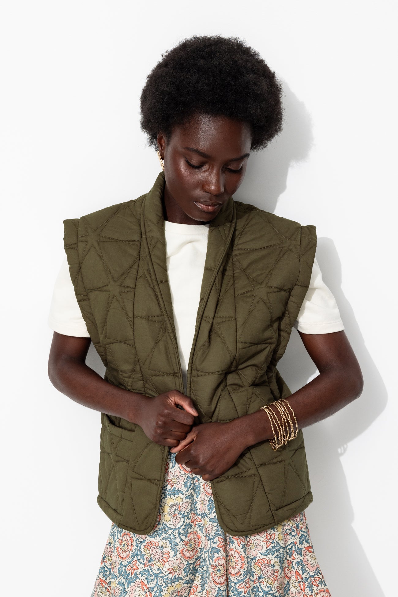 Veste matelassée sans manches - Kaki – Image 2