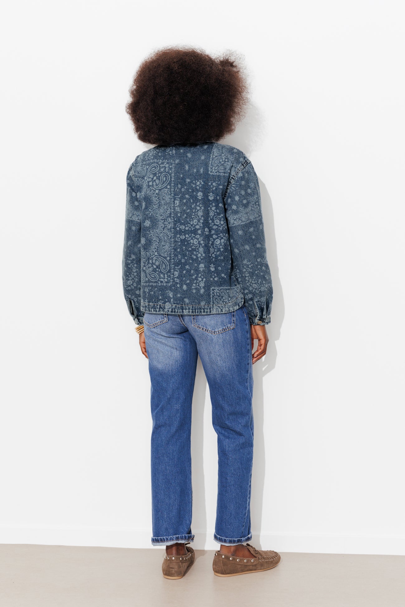 Chemise en jean motif au laser - Jean moyen – Image 3