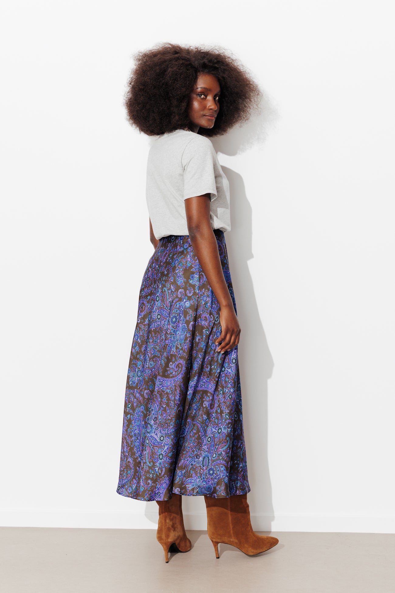 Jupe imprimée en satin Femme - Imprimé marron – Image 3