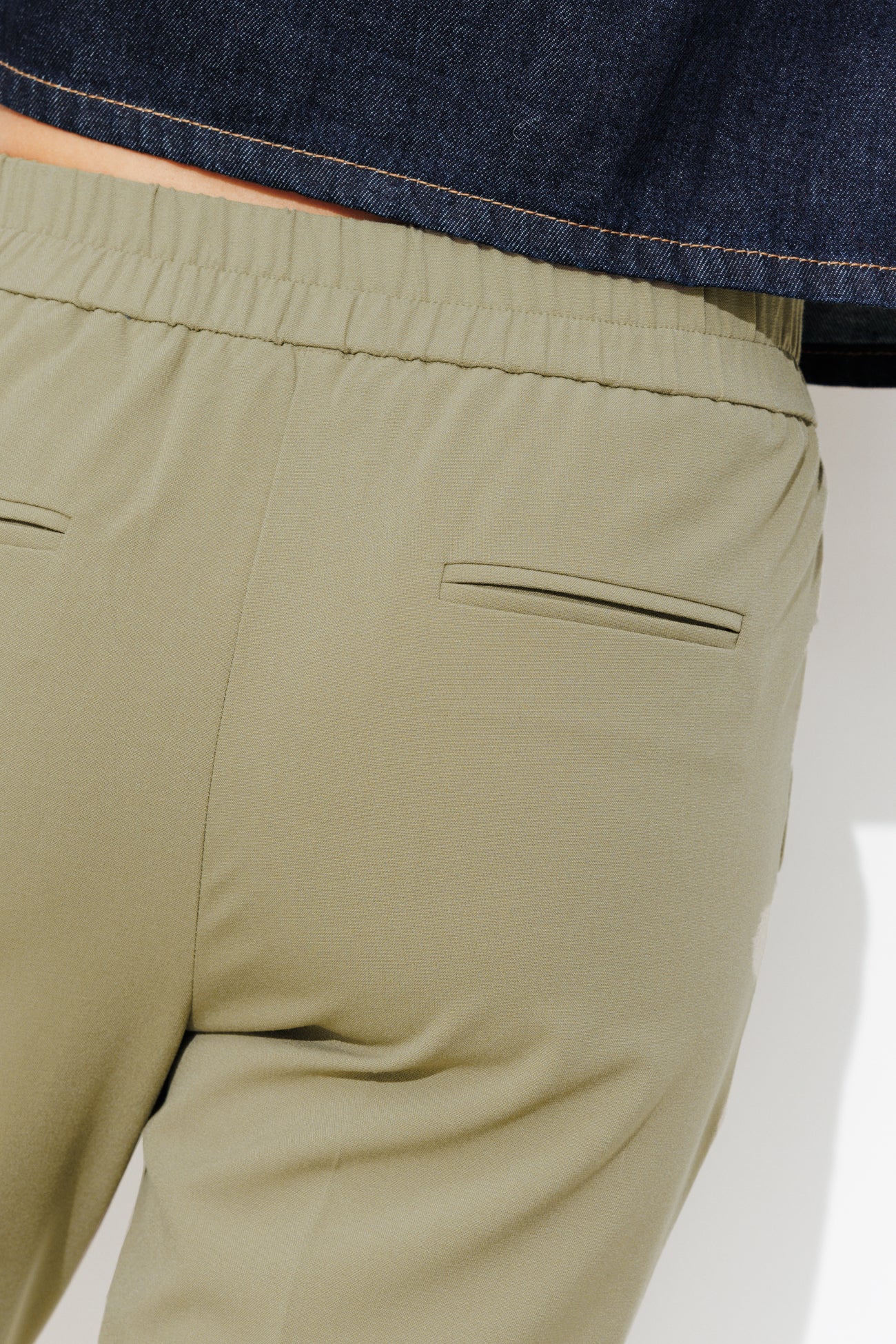 Pantalon cigarette Femme - Kaki – Image 4