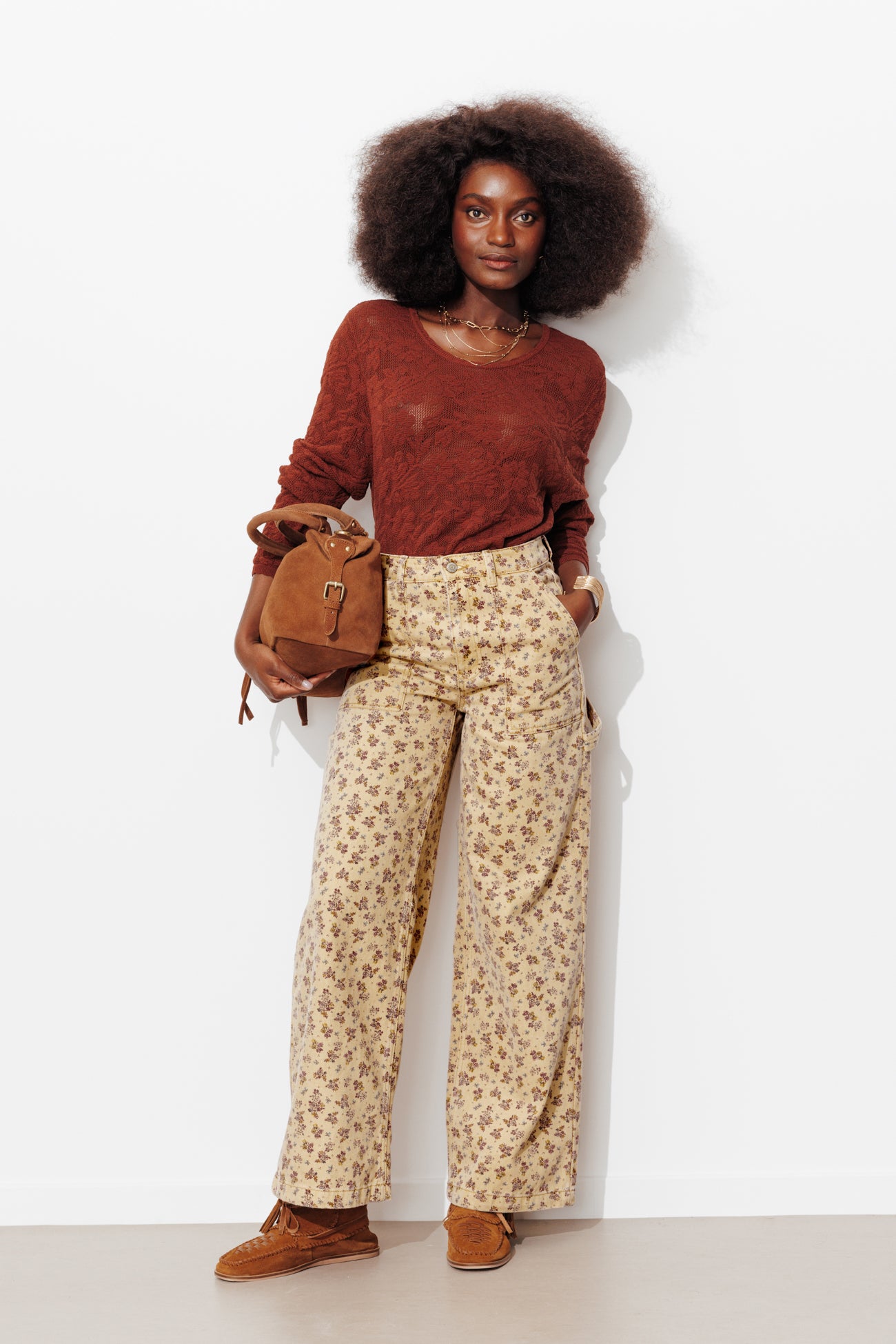 Pantalon charpentier fleuri - Imprimé écru – Image 3