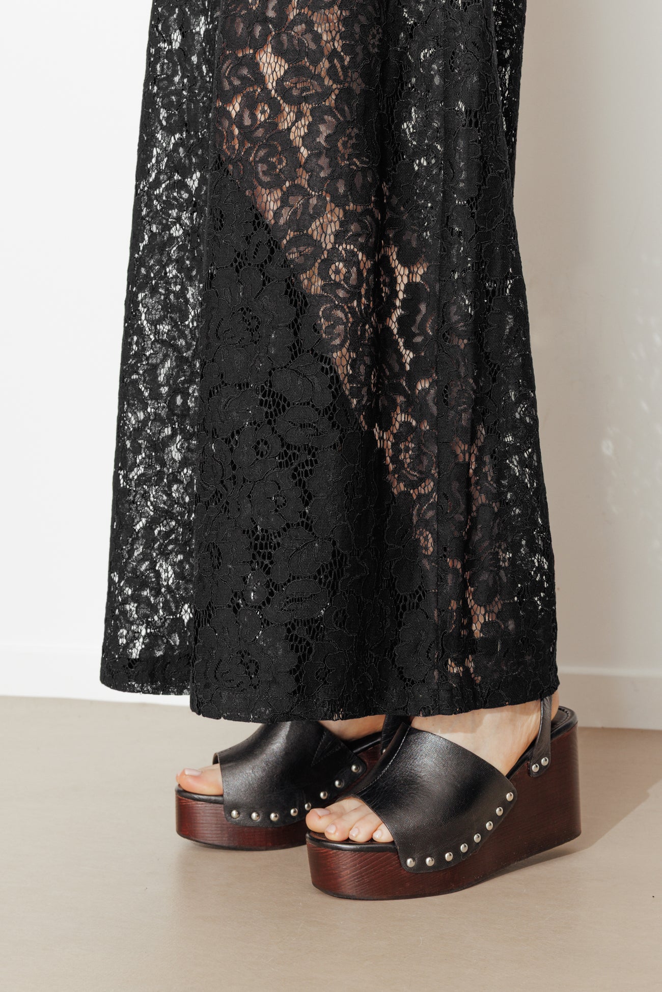 Pantalon en dentelle Femme - Noir – Image 4