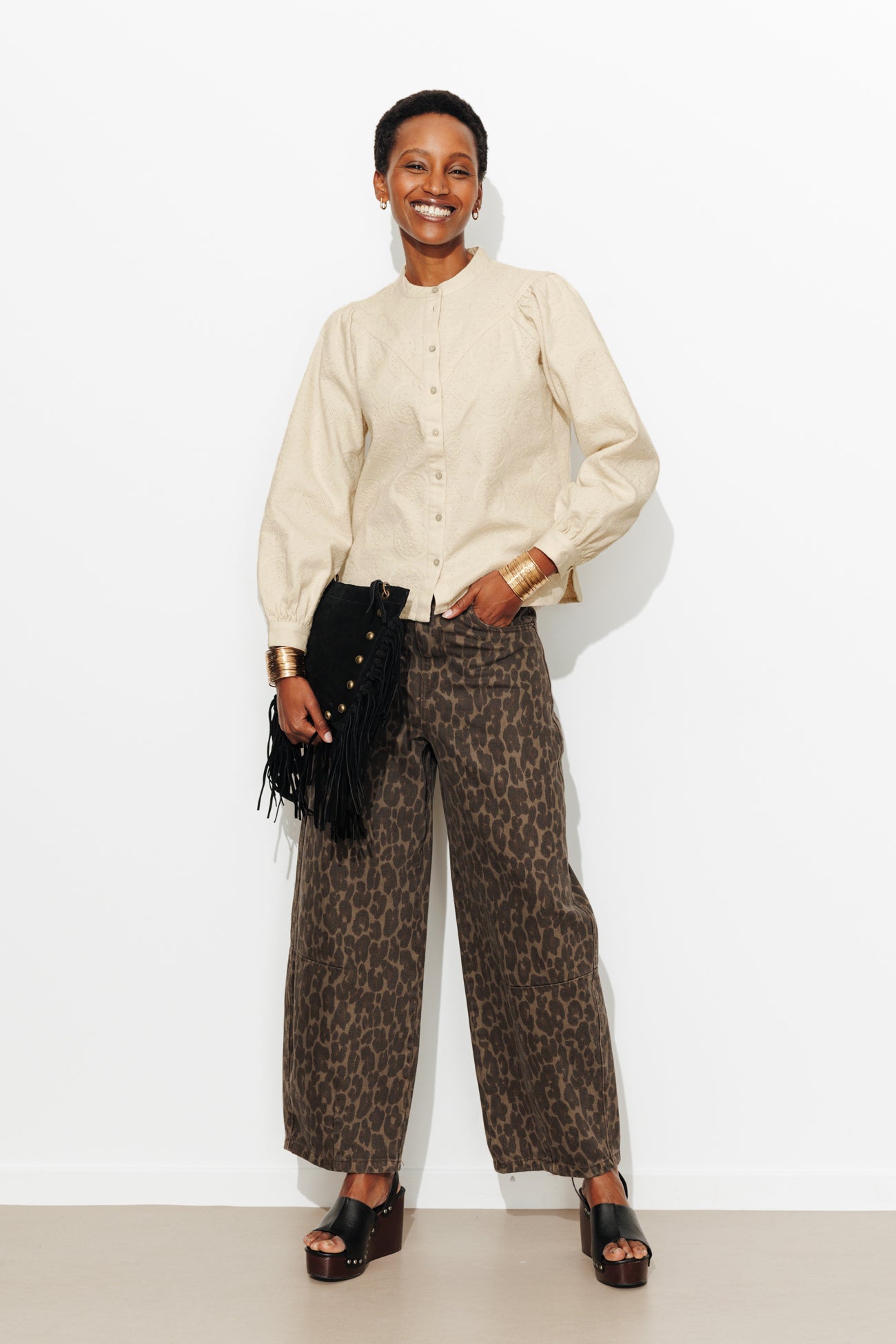 Chemise en toile brodée Femme - Ecru – Image 2