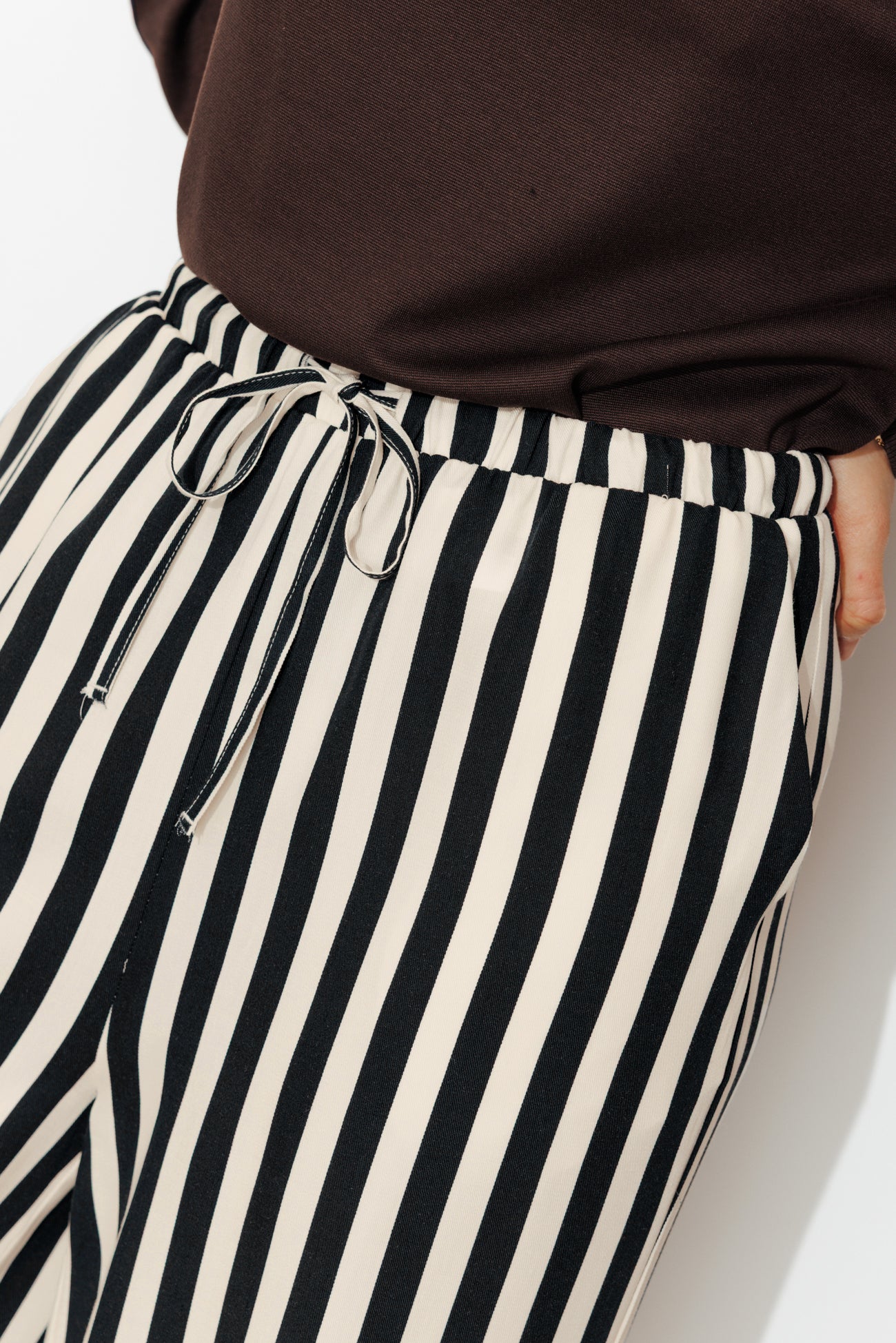 Pantalon large rayé Femme - Rayures multicolores – Image 4