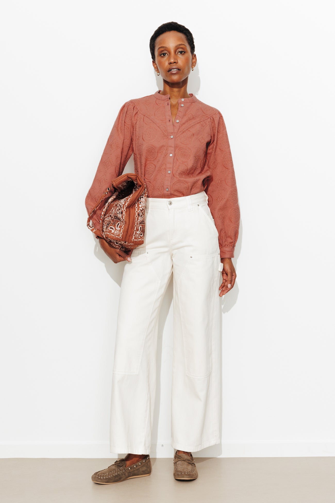 Chemise en toile brodée Femme - Rose Pâle – Image 2