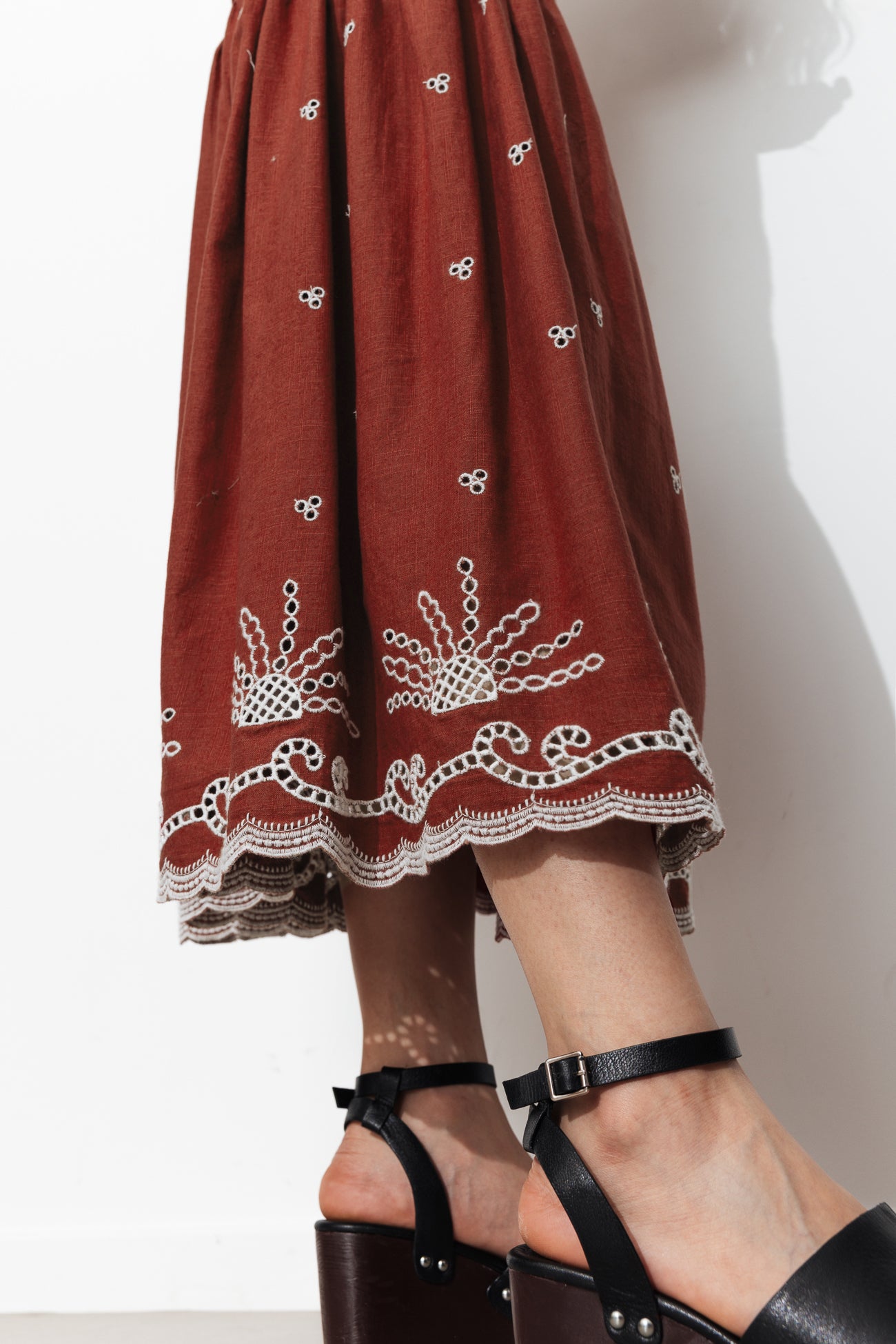 Jupe jupon midi brodée Femme - Marron – Image 4