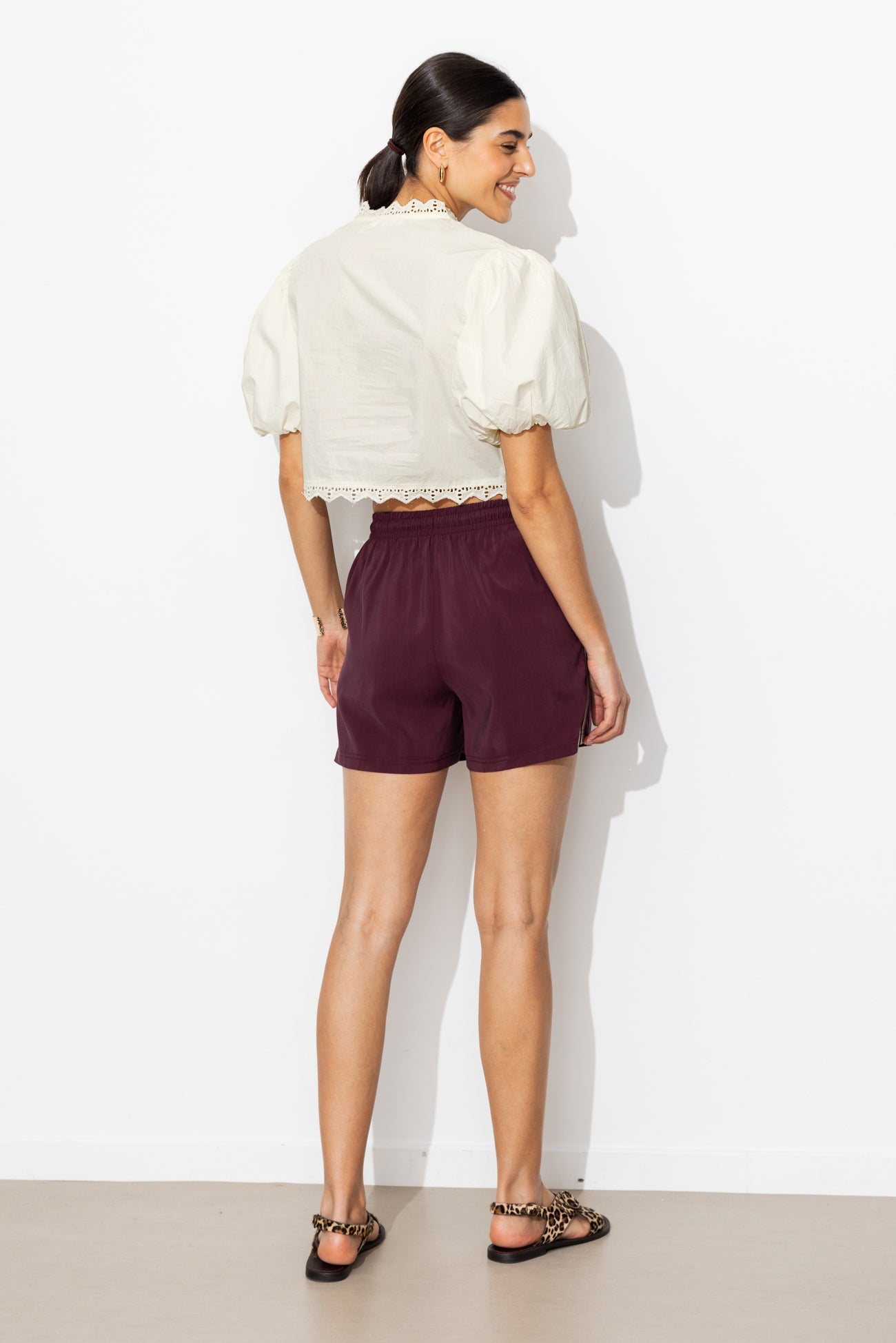 Blouse brodée manches ballon - Ecru – Image 5