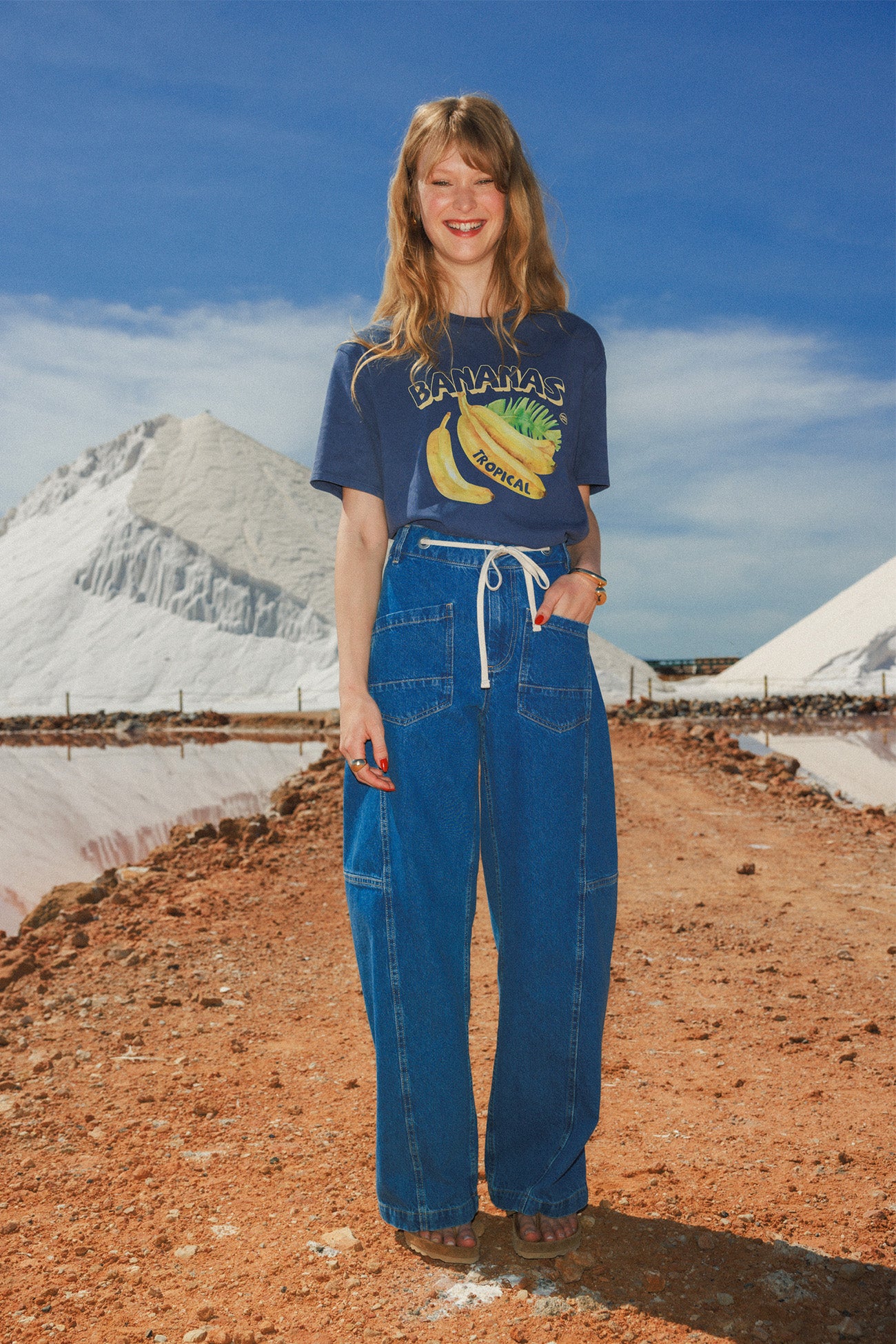 T-shirt motif banane Femme - Imprimé marine – Image 2