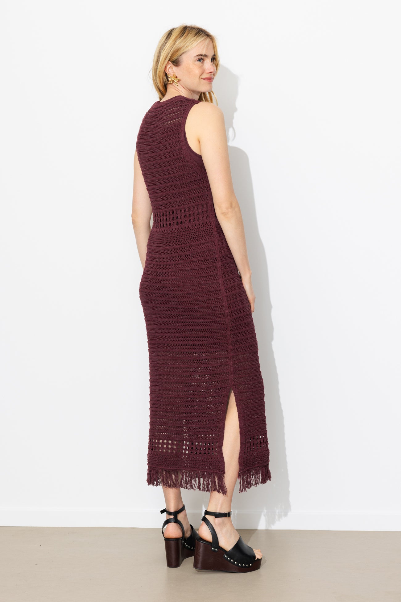 Longue robe frangée en crochet - Bordeaux – Image 5