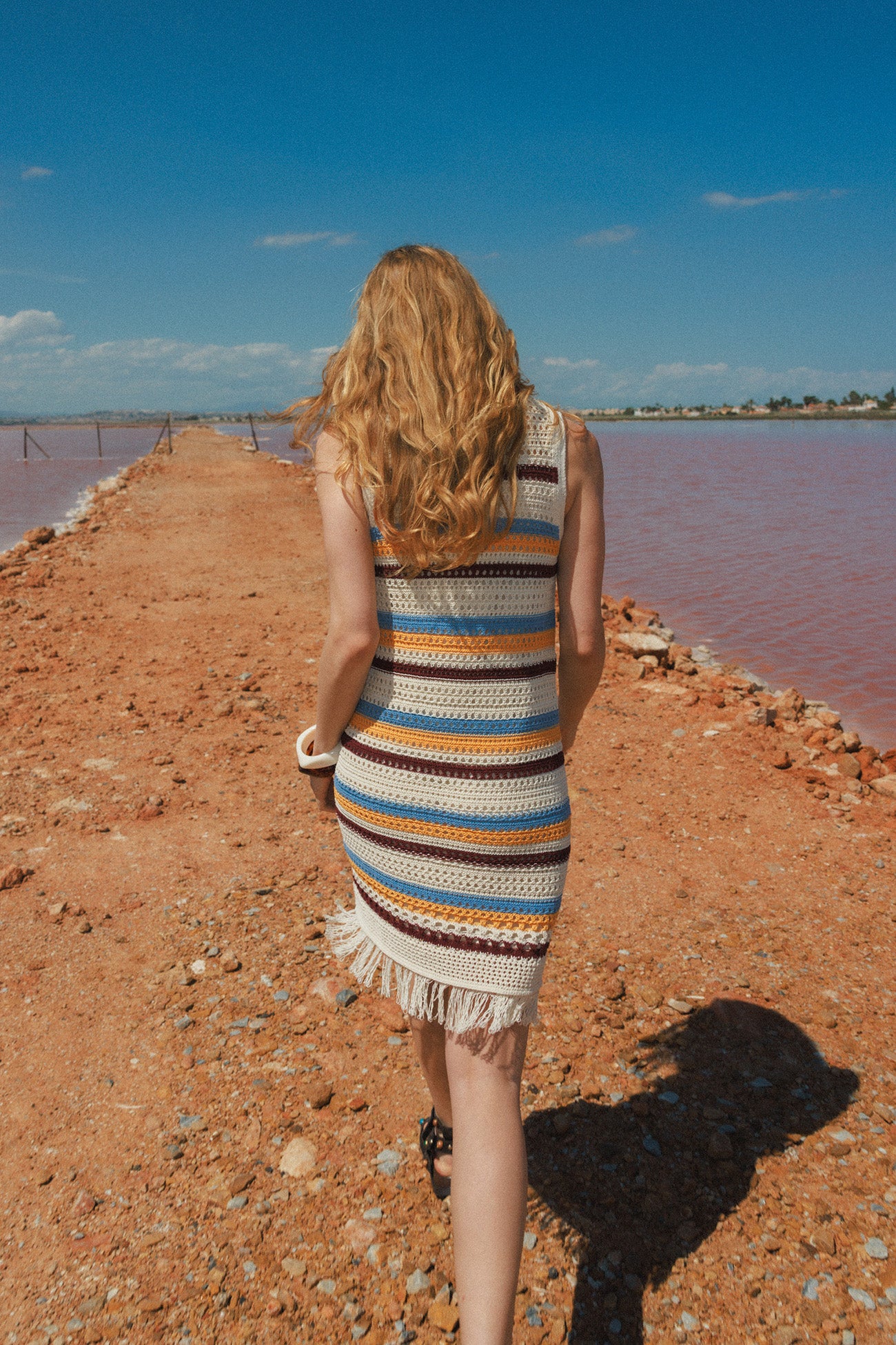 Robe rayée en crochet frangé - Rayures multicolores – Image 2