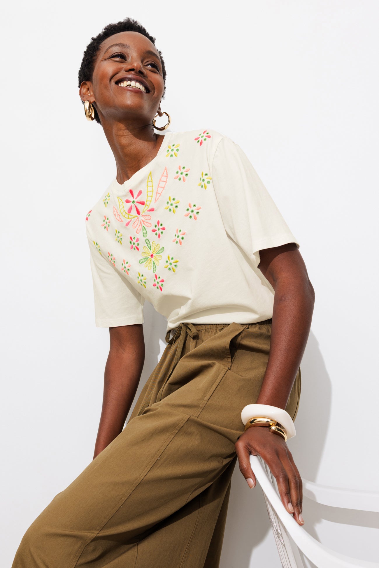 T-shirt brodé Femme – Imprimé écru