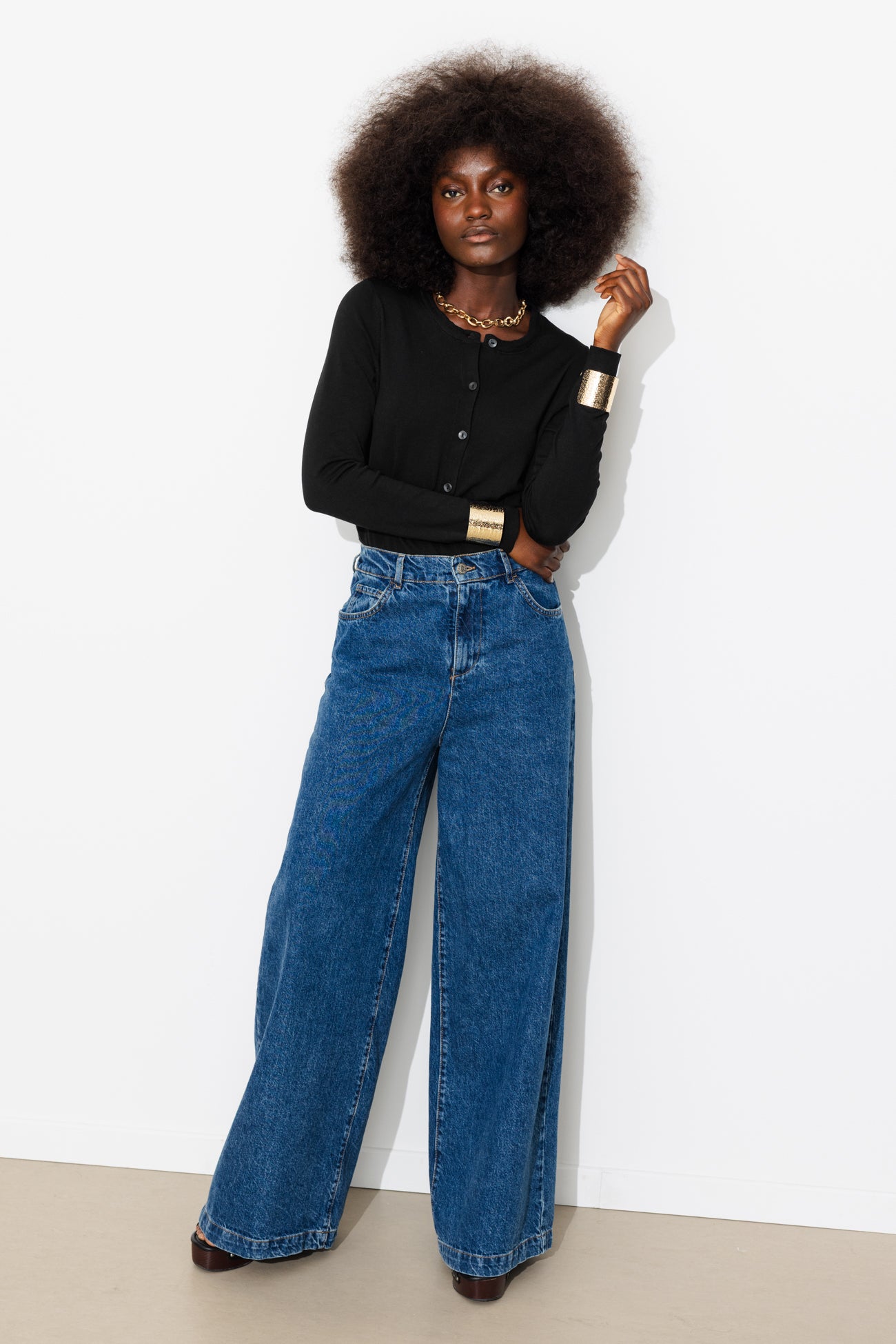 Gilet fin boutonné Femme – Noir