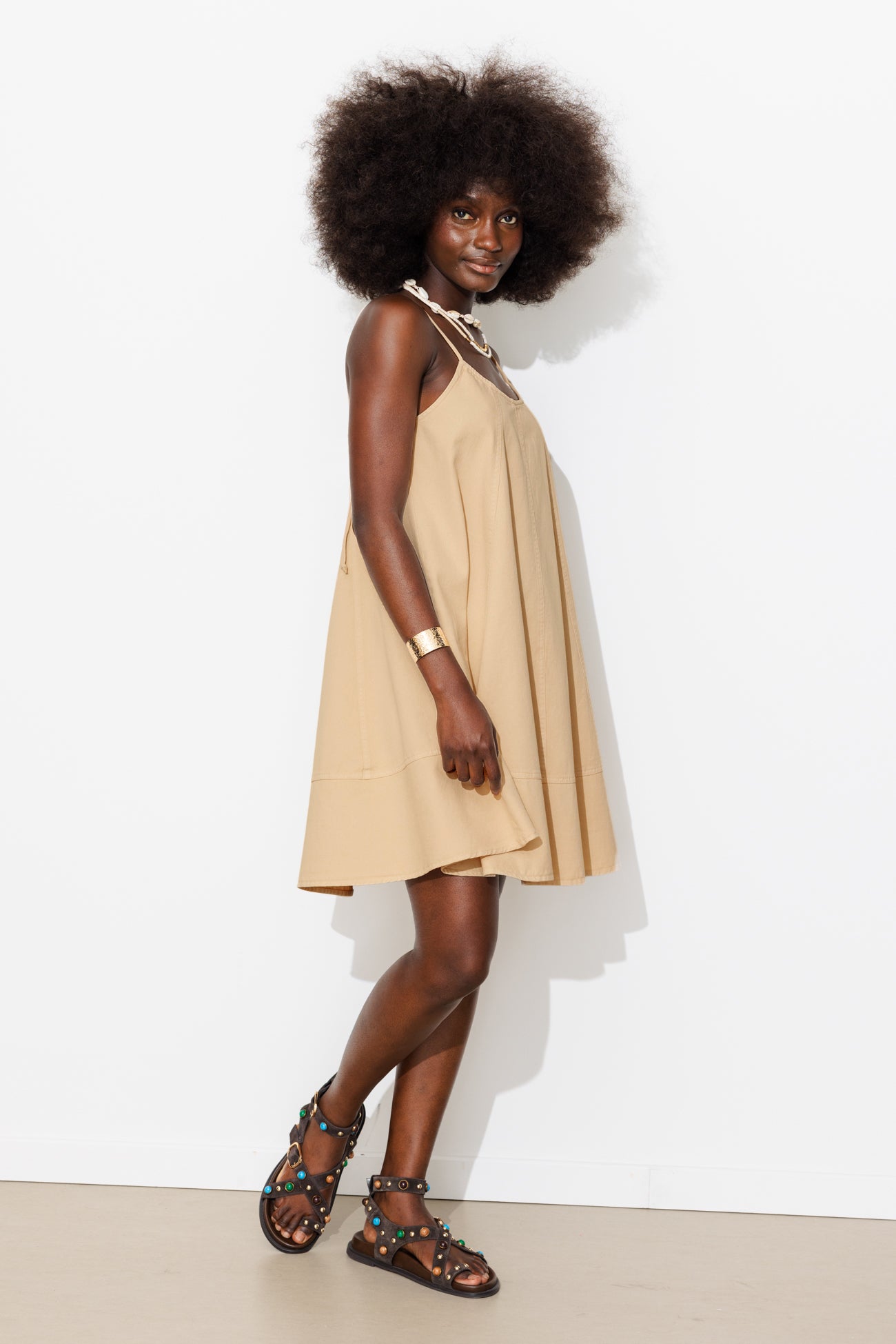 Robe courte à fines bretelles - Ecru – Image 2
