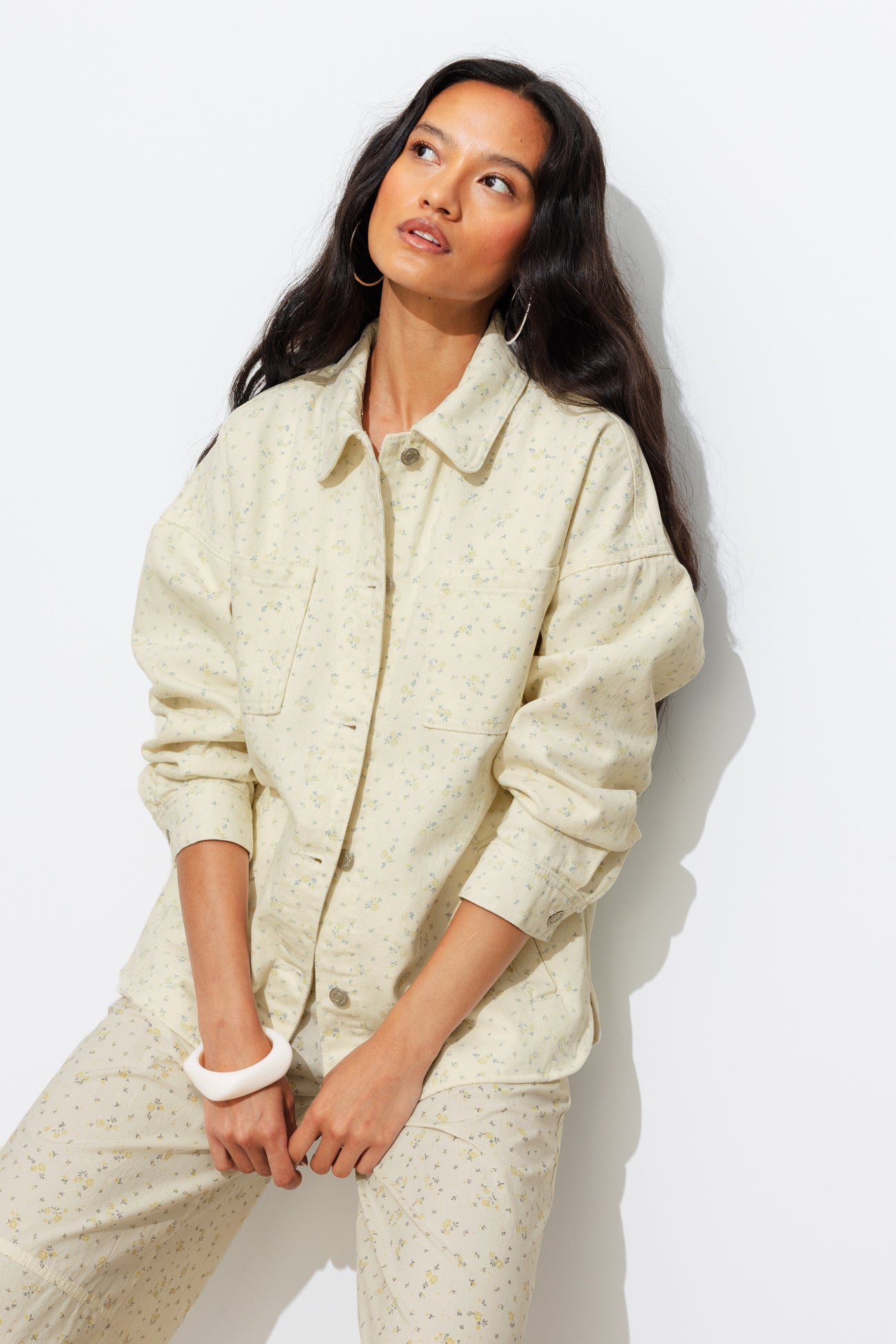 Veste surchemise à fleurs - Imprimé écru – Image 3
